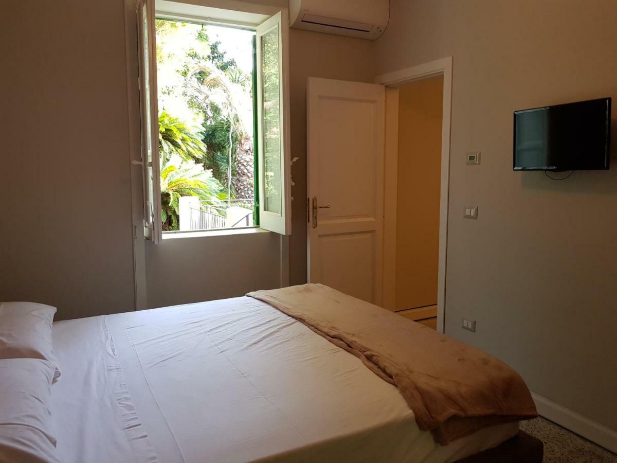 Giardino Labruto Apartman Messina Kültér fotó